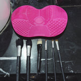 KEDSUM Silicone Makeup Brush Cleaning Mat, Makeup Brush Cleaner, Cosmetic Brush Cleaning Mat Portable Washing Tool Scrubber with Suction Cup