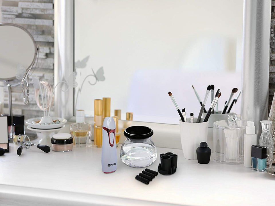 Makeup Brush Cleaner by Beautify Beauties, Best Cleaner for Makeup Brushes, Washes and Dries Brushes Instantly - Batteries Included